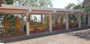 WatPhra2.jpg