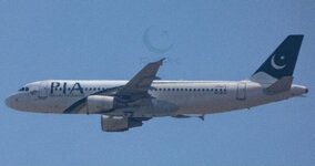 pia_a320_ap-bld_karachi_200522_1.jpg