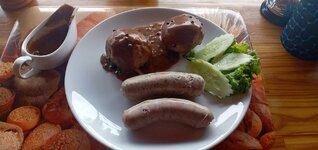 Weisswurst mit Knoedeln.jpg