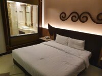 Zimmer3.jpeg Zimmer3.jpeg