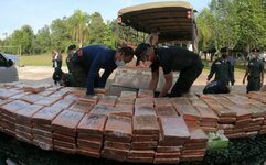 Police-chased-down-a-van-with-1.3-tonnes-of-marijuana-inside.jpg