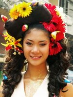 flower-festival-chiang-mai-girl-225x300[1].jpg