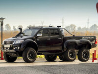 a-toyota-hilux-6x6-09.jpg