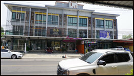 DSC08015.jpg