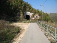 Bosnia Herzegovina-Sarajevo ''spoorwegtunnel''.JPG
