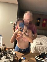 blur1700393427607.jpg