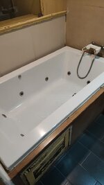 930252_0.jpg