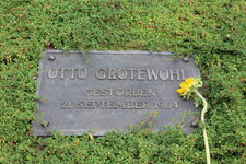 Duitsland-Berlin ''Zentralfriedhof Lichterfelde-Gedenkstätte der Sozialisten'' (26).JPG