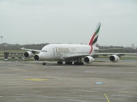 Duitsland-Düsseldorf ''Flughafen-Emirates A380'' (2).JPG