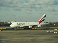 Duitsland-Düsseldorf ''Flughafen-Emirates A380'' (3).JPG