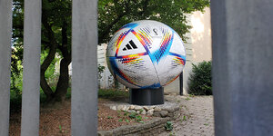 der heilige ball.jpg