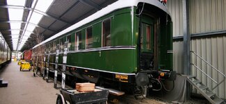 Duitsland-Bochum ''Eisenbahnmuseum-Schlafwagen 1937'' (1).jpg