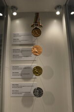 Duitsland-Dortmund ''Duits voetbalmuseum-DDR Olympiamedaillen''.JPG