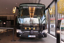 Duitsland-Dortmund ''Duits voetbalmuseum-WM 2014 Mannschaftsbus'' (3).JPG