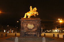 Duitsland-Dresden ''Denkmal Goldener Reiter'' (9).JPG