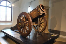 Duitsland-Dresden ''Museum der Bundeswehr-Kanonen'' (1).JPG