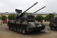 Duitsland-Dresden ''Museum der Bundeswehr-Panzer Flakpanzer Gepard'' (1).JPG