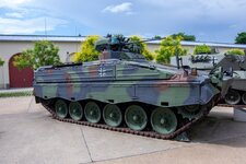 Duitsland-Dresden ''Museum der Bundeswehr-Panzer Marder'' (2).jpg