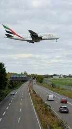 Duitsland-Düsseldorf ''Flughafen-Emirates A380'' (27).jpg