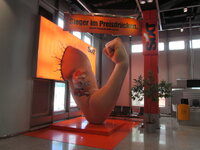 Duitsland-Düsseldorf ''Flughafen-Sixt'' (7).JPG