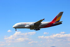 Duitsland-Frankfurt ''Flughafen-Asiana Airlines Airbus A 380'' (8).JPG