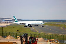 Duitsland-Frankfurt ''Flughafen-Cathay Pacific'' (1).JPG