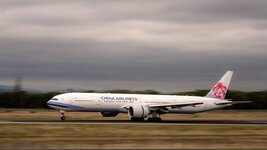 Duitsland-Frankfurt ''Flughafen-China Airlines Boeing 777''.jpg