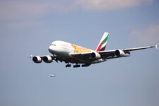 Duitsland-Frankfurt ''Flughafen-Emirates Airbus A380'' (2).JPG