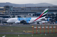 Duitsland-Frankfurt ''Flughafen-Emirates Airbus A380'' (11).jpg