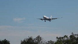 Duitsland-Frankfurt ''Flughafen-Libanon Middle East Airlines Airbus A320'' (7).jpg