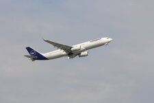 Duitsland-Frankfurt ''Flughafen-Lufthansa'' (12).JPG