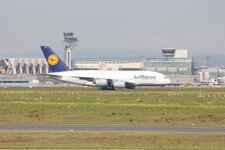 Duitsland-Frankfurt ''Flughafen-Lufthansa Airbus A380'' (35).JPG