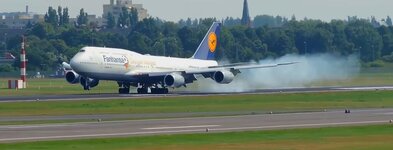 Duitsland-Frankfurt ''Flughafen-Lufthansa Boeing 747-800 Mexiko City-Frankfurt'' Siegerflieger...jpg