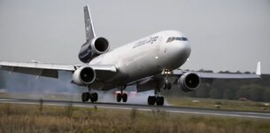 Duitsland-Frankfurt ''Flughafen-Lufthansa Cargo MD 11'' (16).jpg
