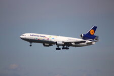 Duitsland-Frankfurt ''Flughafen-Lufthansa Cargo MD 11 F'' (11).JPG