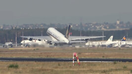 Duitsland-Frankfurt ''Flughafen-Singapore Airlines Airbus A380-800'' (48).jpg