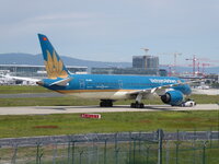 Duitsland-Frankfurt ''Flughafen-Vietnam Airlines Boeing 787'' (3).JPG