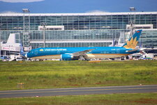 Duitsland-Frankfurt ''Flughafen-Vietnam Airlines Boeing 787'' (4).JPG