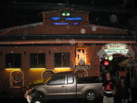 Thailand-Bangkok ''Soi 7 Sukhumvit Road-Biergarten'' (2).JPG