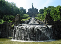 Duitsland-Kassel ''Bergpark Wilhelmshöhe Kaskaden-Hercules'' (9).jpg