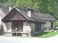 22941926xr.jpg