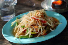 1280px-Som_tam_thai.JPG