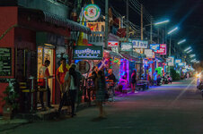 23693748zb.jpg 23693748zb.jpg