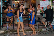 23693752rz.jpg 23693752rz.jpg