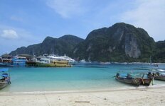 deutsche-erhielt-verlorene-tasche-durch-facebook-wieder-koh-phi-phi-thailand-main_image.jpe