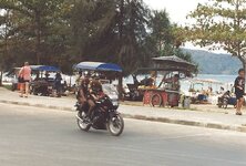 die_freundlichen_polizisten.jpg die_freundlichen_polizisten.jpg