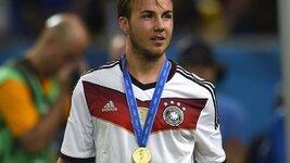 589881315-mario-goetze-trikot-weltmeister-1BjgrH6TmOef_20160415_040142.jpg