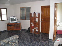 005_489212.jpg