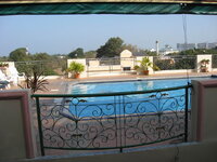 006_168703.jpg