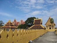 0045.wat_pha_that_luang.jpg